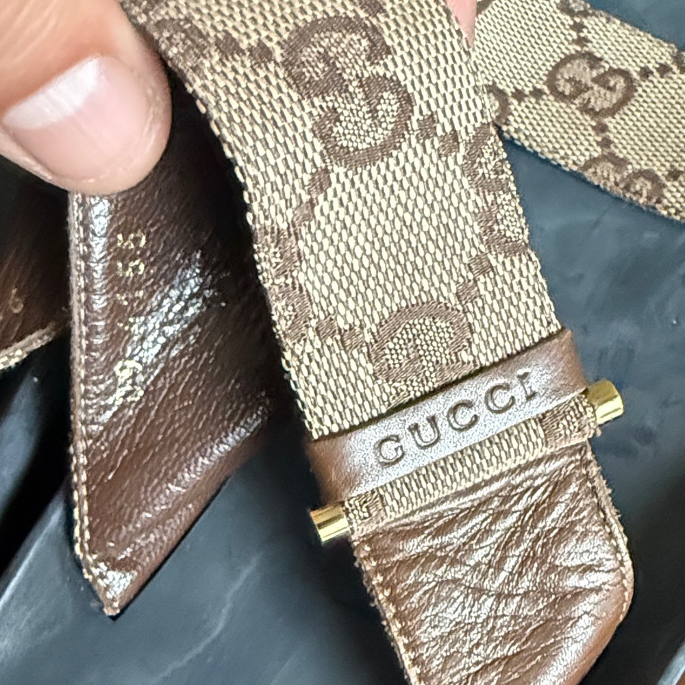 Gucci Brown GG Canvas Slide Sandals with Black Footbed US size 9.5 - Picture 3 of 6